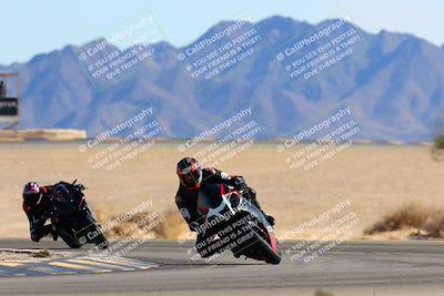 media/Jan-08-2022-SoCal Trackdays (Sat) [[1ec2777125]]/Turn 4 (1145am)/